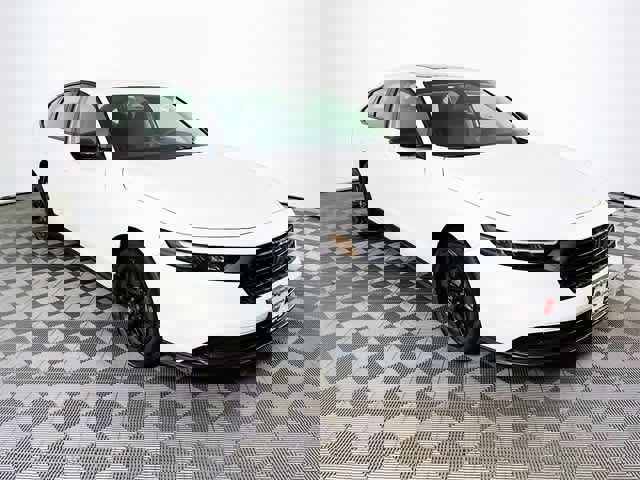 New 2025 Honda Accord SE
