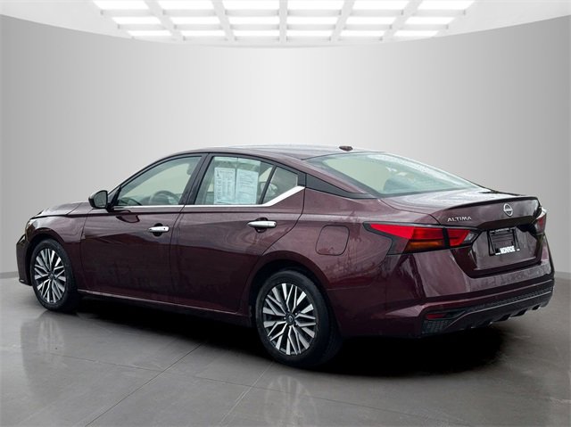 Used 2023 Nissan Altima 2.5 SV image 5