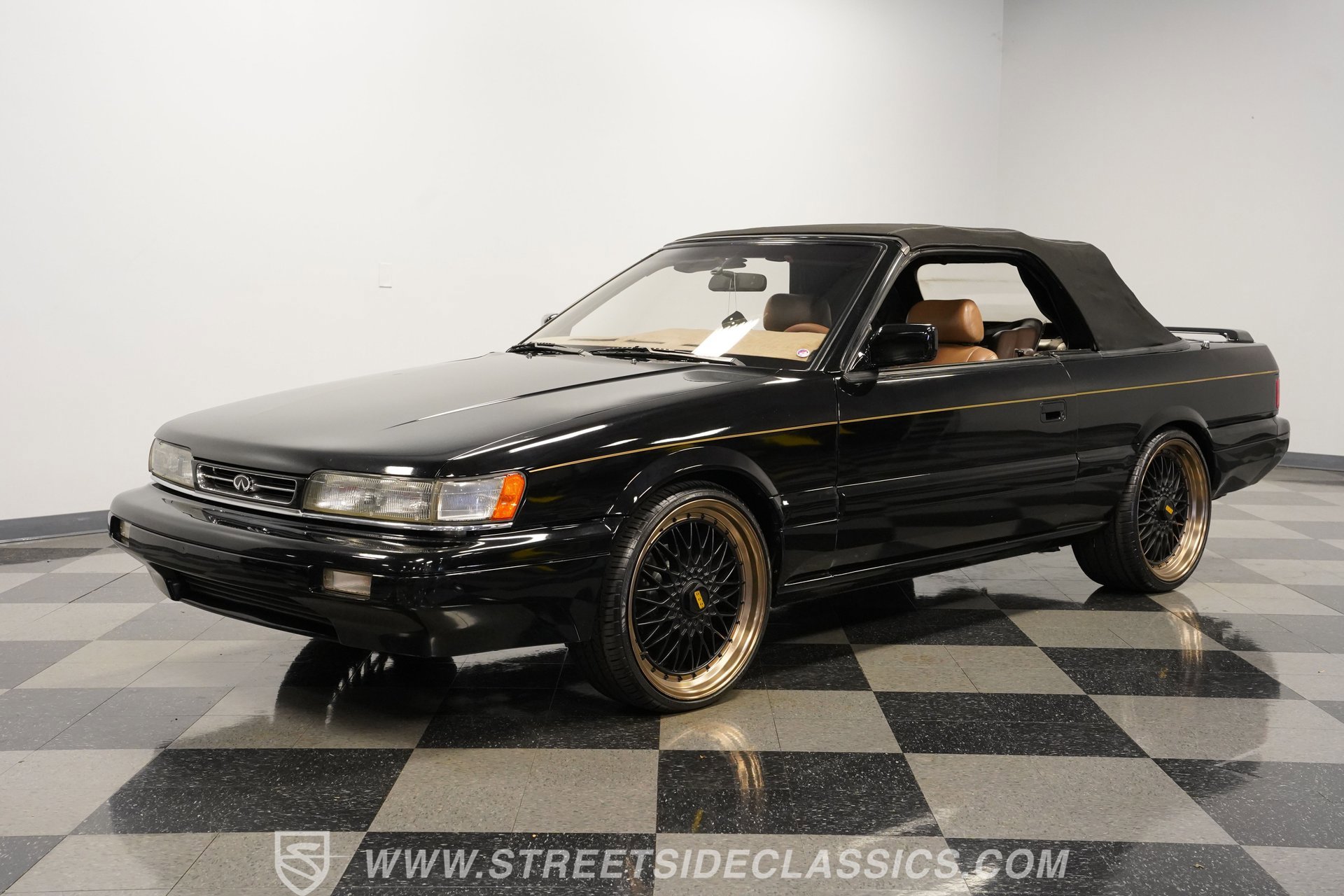 Used 1991 INFINITI M30 Convertible image 5