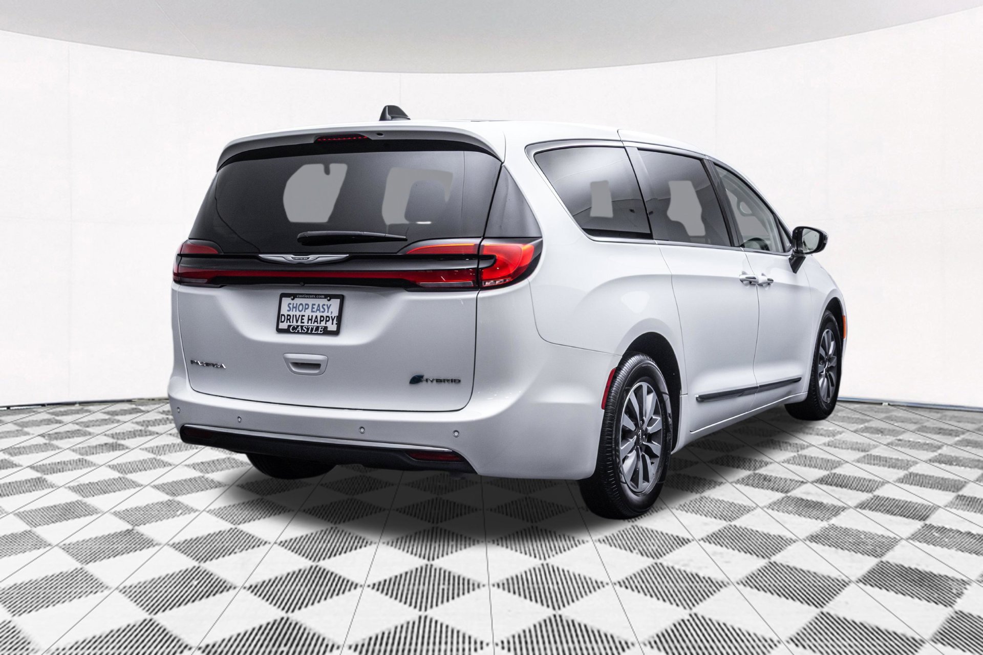 Used 2023 Chrysler Pacifica Limited FWD image 12