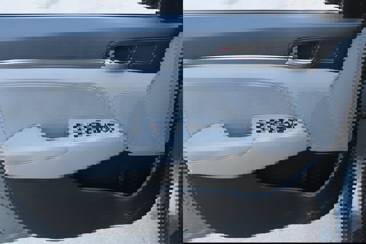 Used 2017 Hyundai Elantra SE image 18