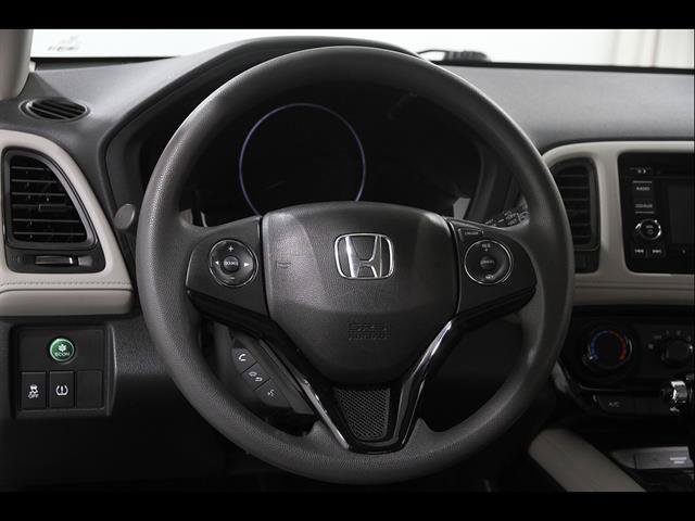 Used 2017 Honda HR-V LX image 7