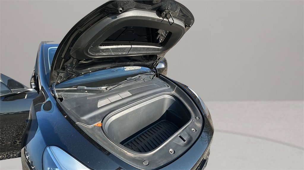 Used 2021 Tesla Model Y Long Range image 22