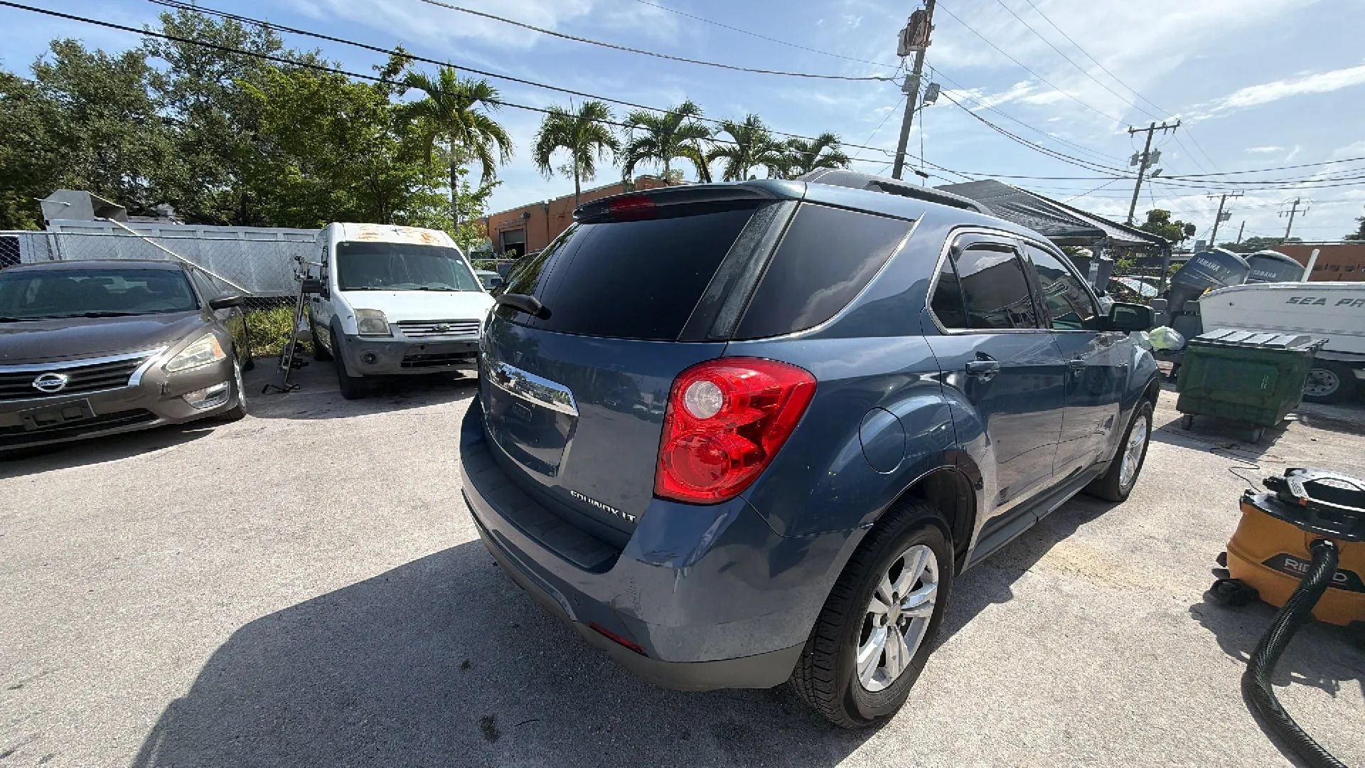 Used 2011 Chevrolet Equinox LT w/ Driver Convenience Package FWD image 7