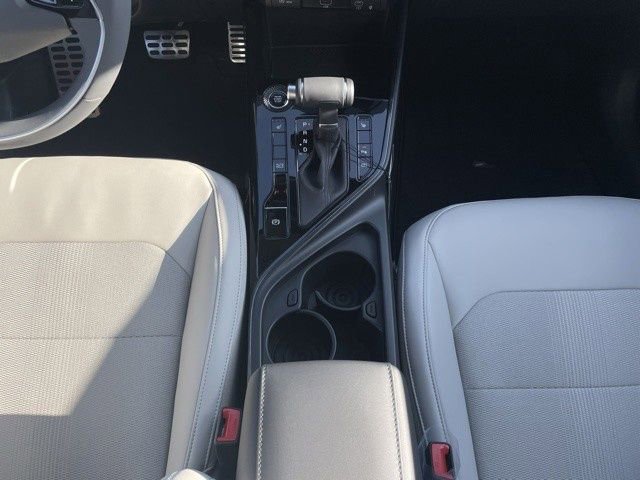 New 2025 Kia Niro EX Touring image 17