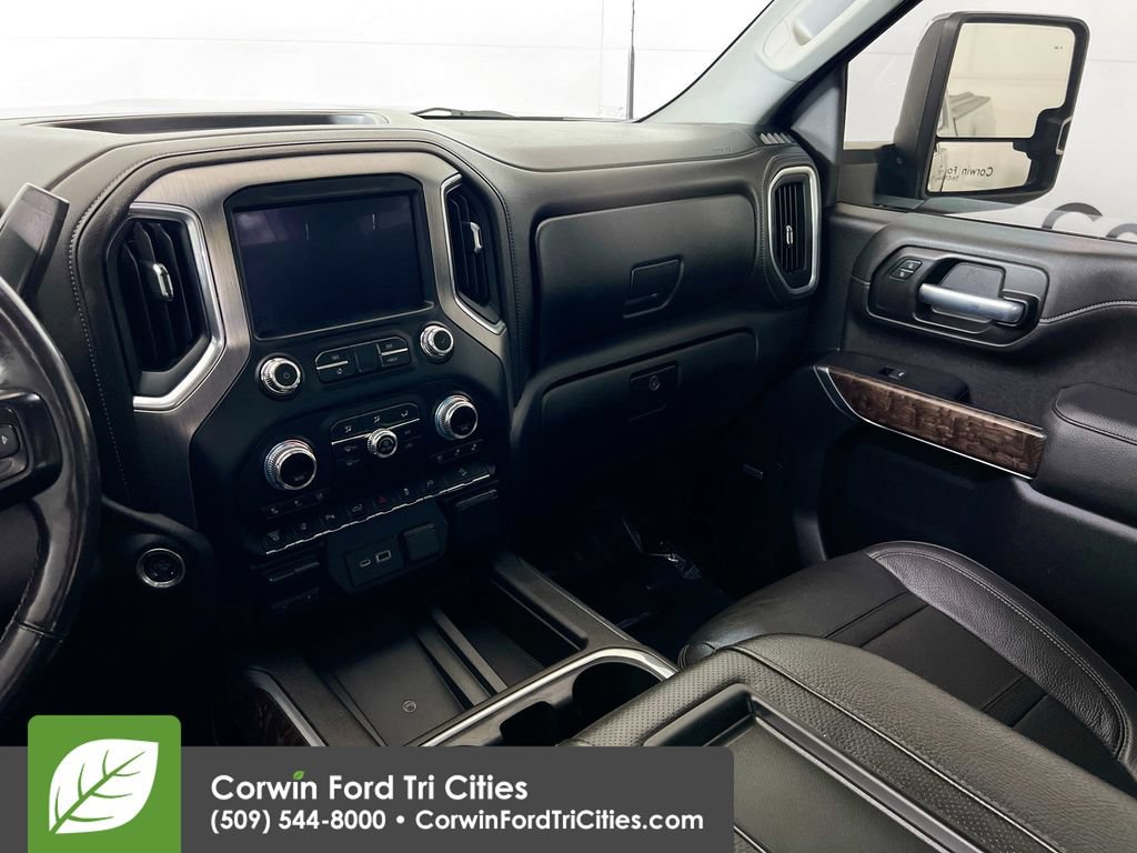 Used 2020 GMC Sierra 2500 Denali w/ Denali Ultimate Package AWD/4WD image 28