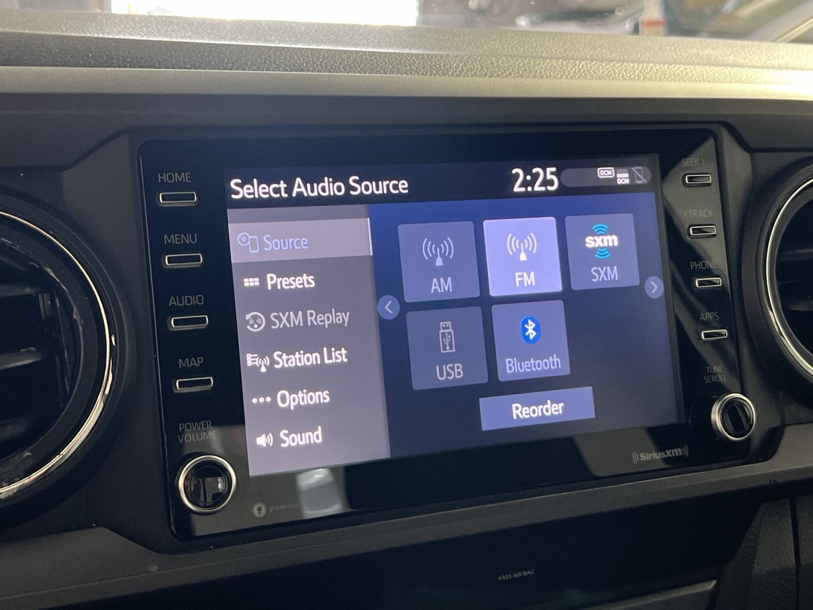 Used 2020 Toyota Tacoma TRD Off-Road AWD/4WD image 19