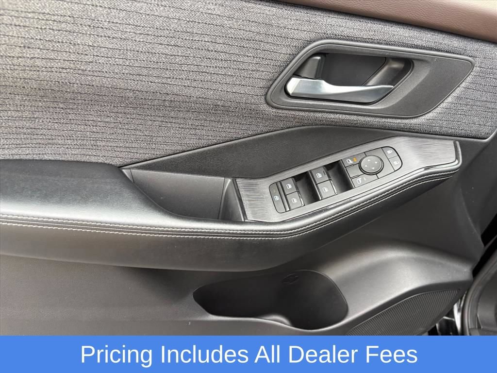 Certified 2023 Nissan Rogue SV AWD/4WD image 24