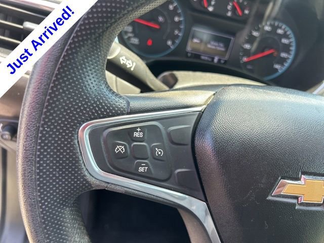 Used 2019 Chevrolet Equinox LS FWD image 16