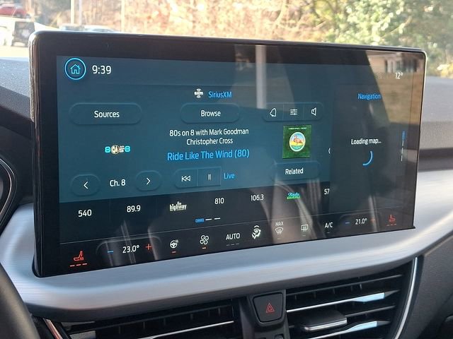 Used 2024 Ford Escape Platinum image 17