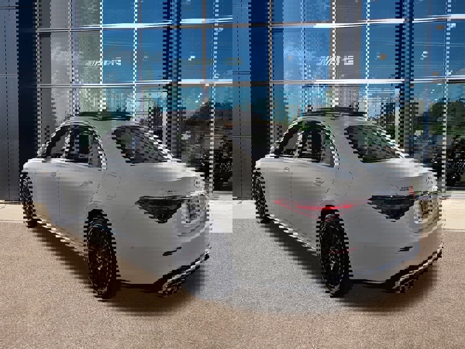 New 2026 Mercedes-Benz S 63 AMG S image 8