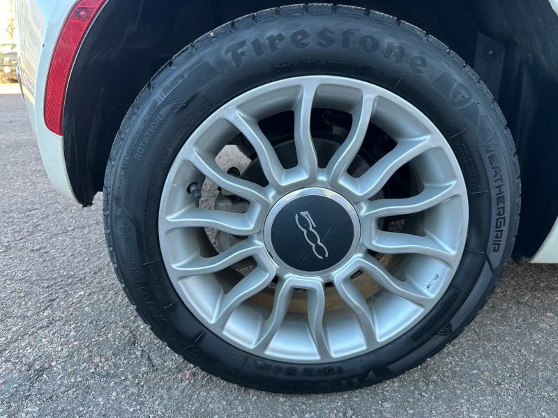 Used 2012 FIAT 500 Lounge w/ Luxury Leather Pkg image 9