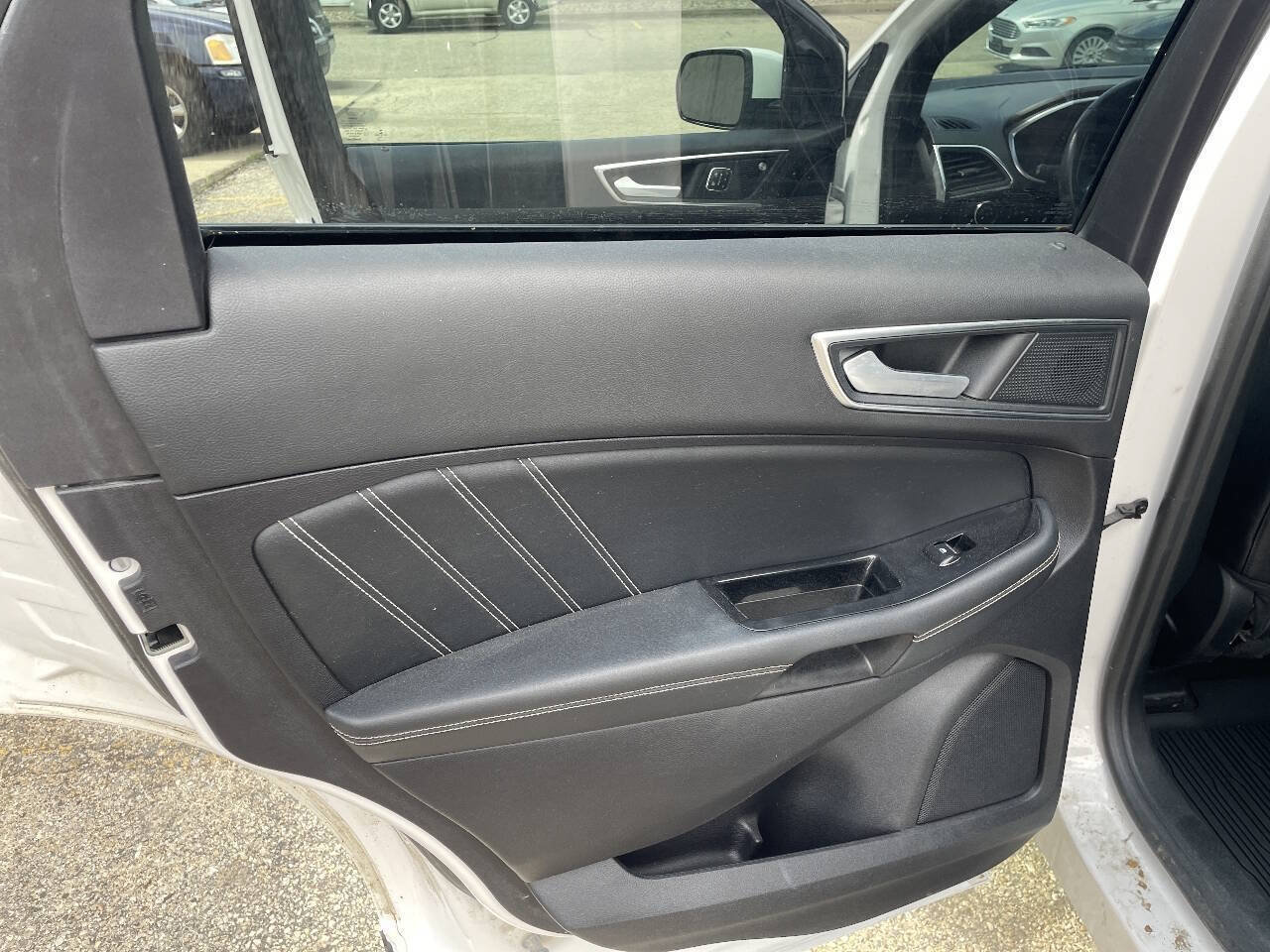 Used 2019 Ford Edge ST w/ Cold Weather Package AWD/4WD image 16