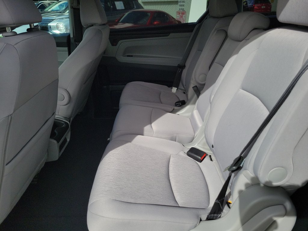 Used 2018 Honda Odyssey EX image 12