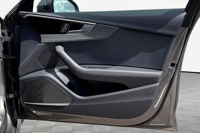 Used 2022 Audi A4 2.0T Premium Plus image 18