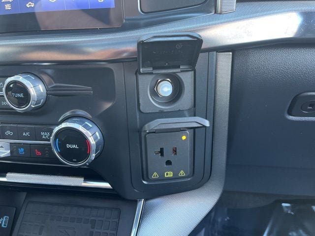 Certified 2022 Ford F150 Platinum w/ Equipment Group 701A High AWD/4WD image 36