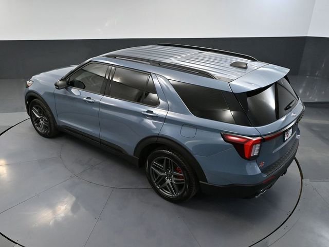 Used 2025 Ford Explorer ST image 62