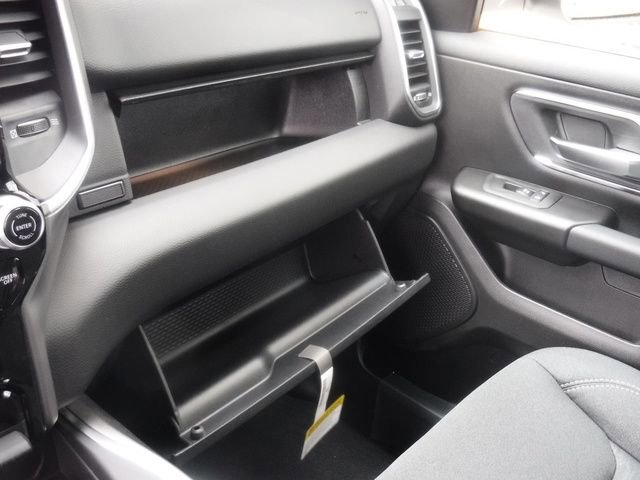 New 2026 RAM 1500 Big Horn AWD/4WD image 39