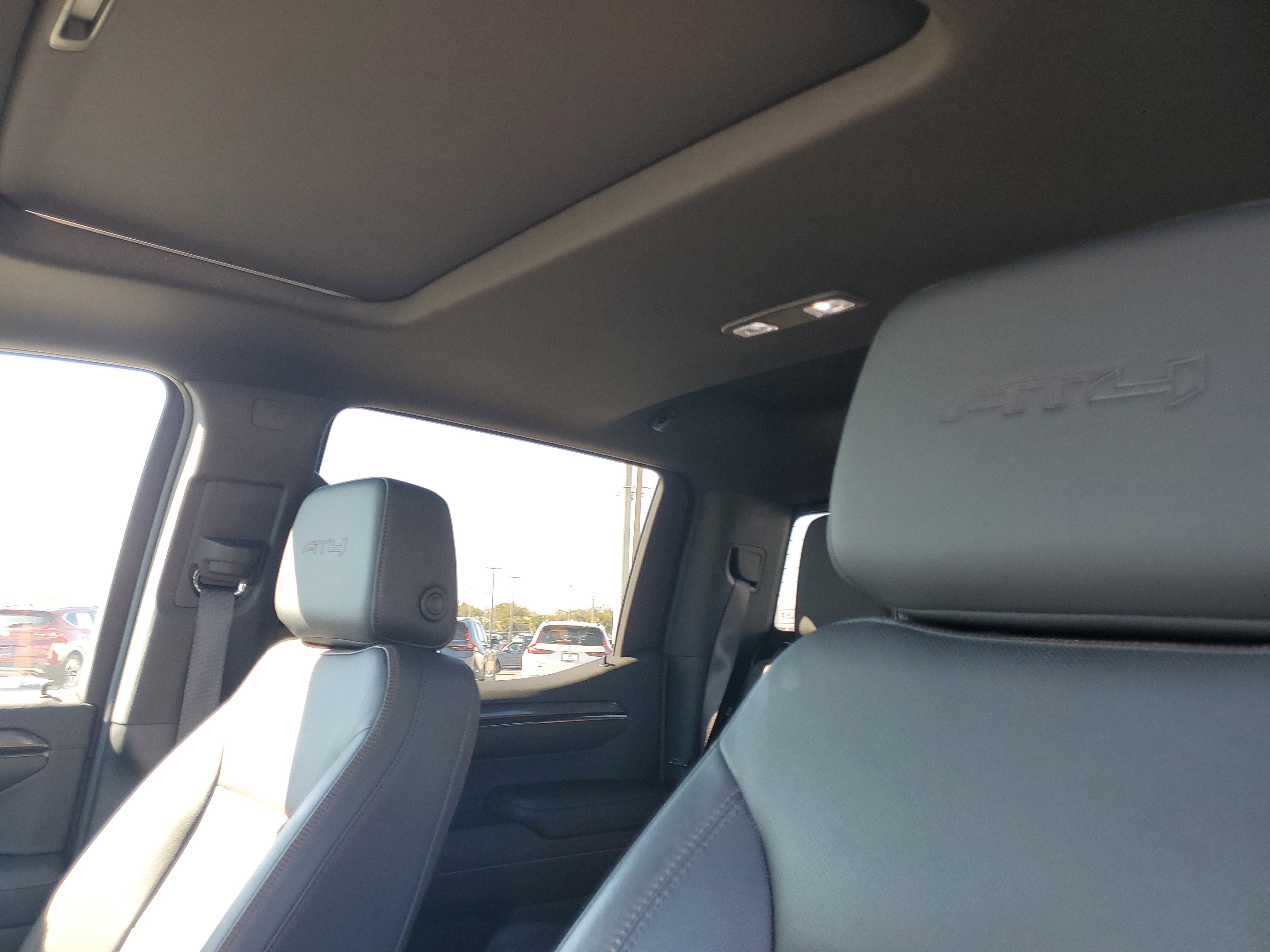 Used 2024 GMC Sierra 1500 AT4 w/ Technology Package image 24