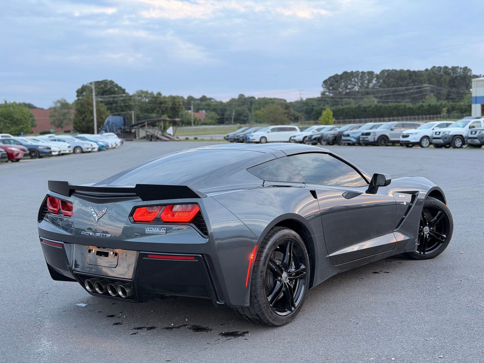 Used 2017 Chevrolet Corvette Stingray Coupe w/ 1LT RWD image 4
