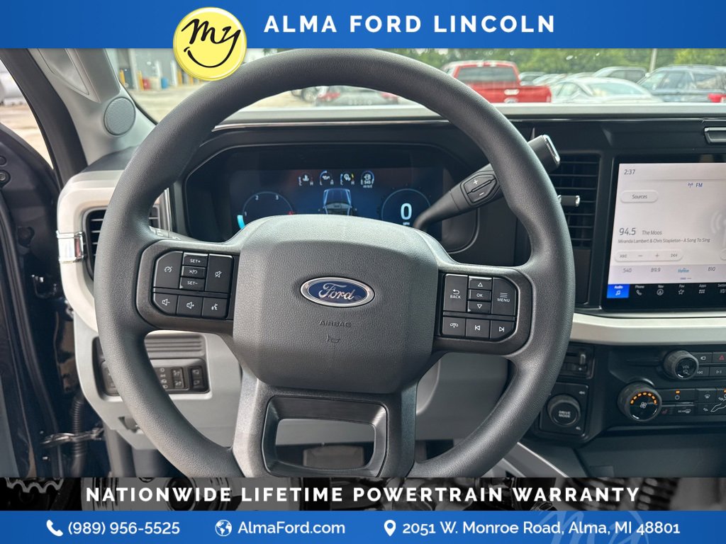 New 2025 Ford F350 XLT w/ Black Appearance Package image 28