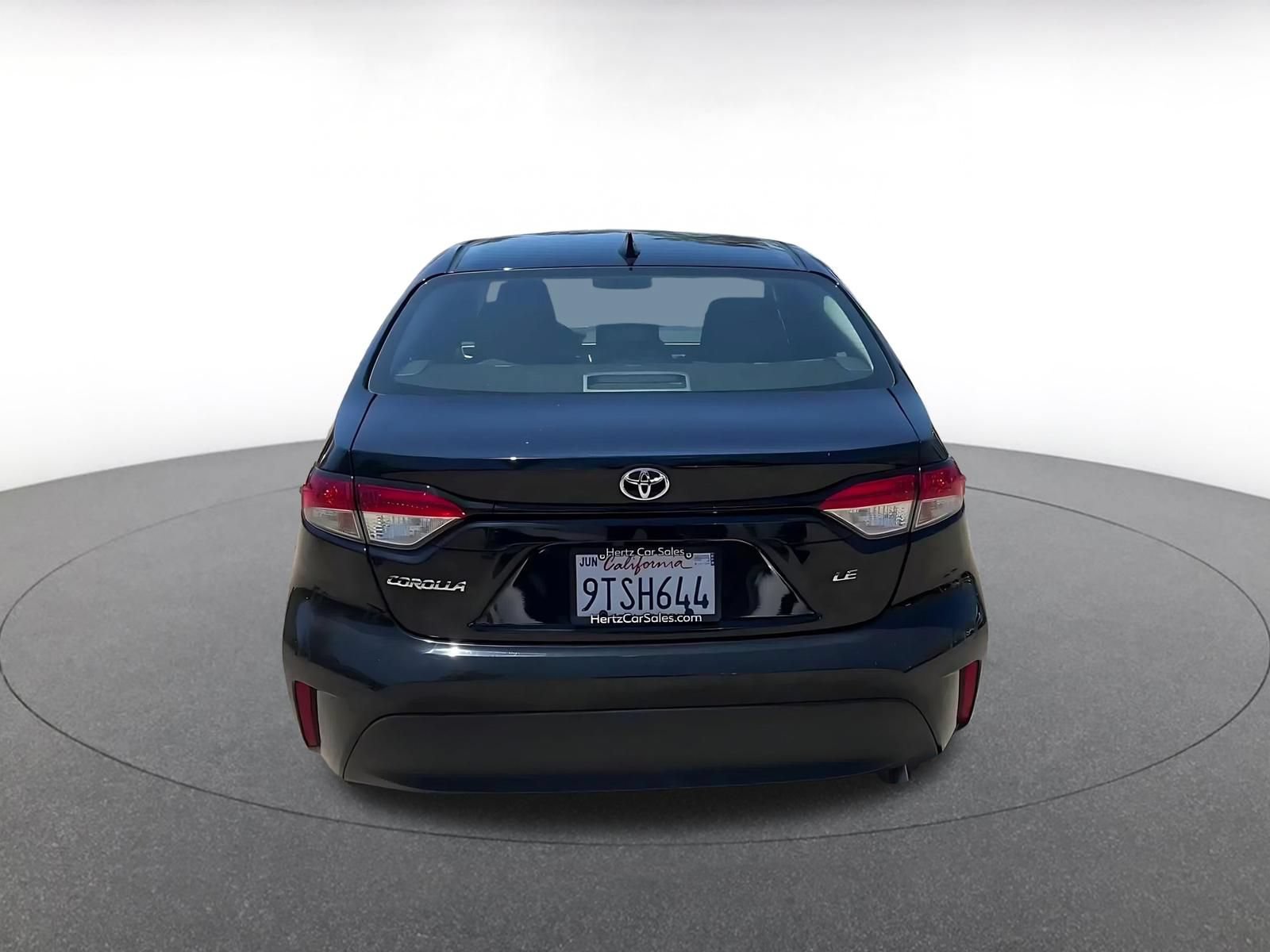 Used 2025 Toyota Corolla LE FWD image 12