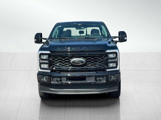 New 2026 Ford F250 Lariat w/ Black Appearance Package image 2