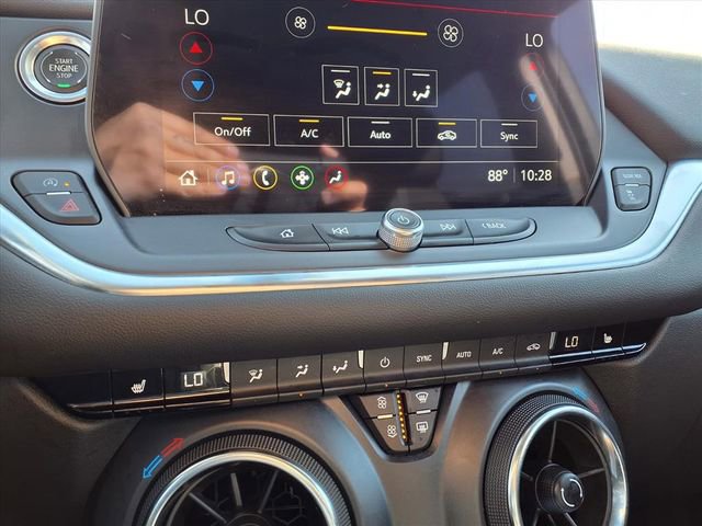 Used 2025 Chevrolet Blazer LT image 58