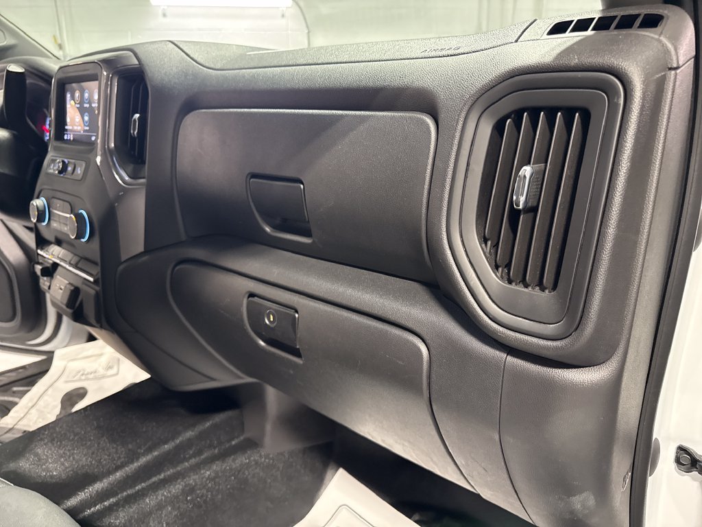 Used 2023 Chevrolet Silverado 1500 W/T w/ WT Value Package AWD/4WD image 33