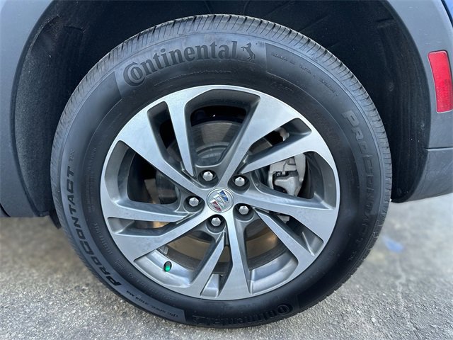 Used 2023 Buick Envision Essence image 10