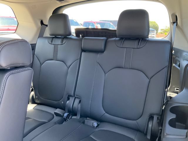 Used 2025 Honda Pilot EX-L image 17