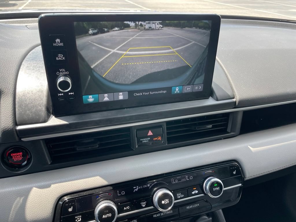 Certified 2025 Honda Pilot Touring image 21