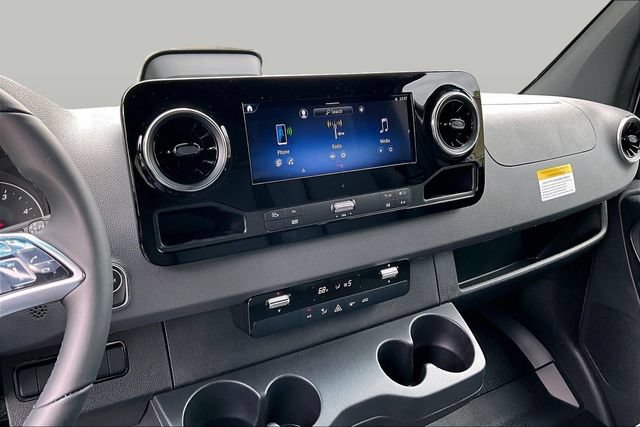New 2026 Mercedes-Benz Sprinter 2500 image 10