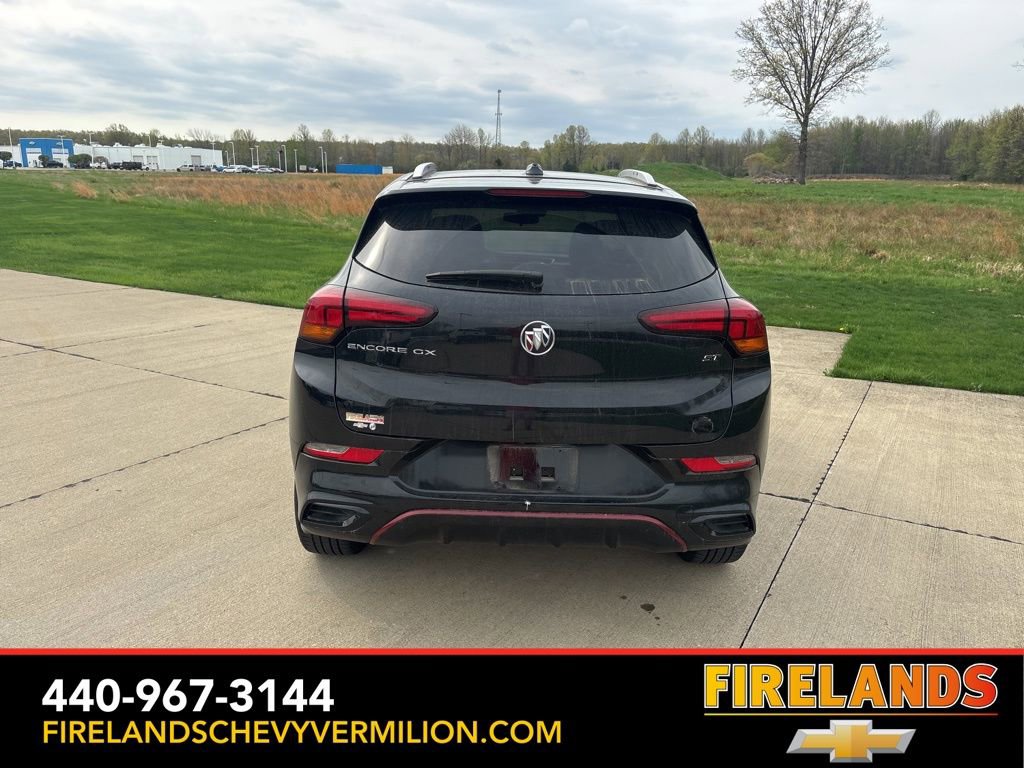 Used 2023 Buick Encore GX Select w/ Sport Touring Package image 5