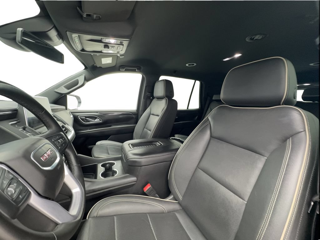 Used 2024 GMC Yukon SLT RWD image 18