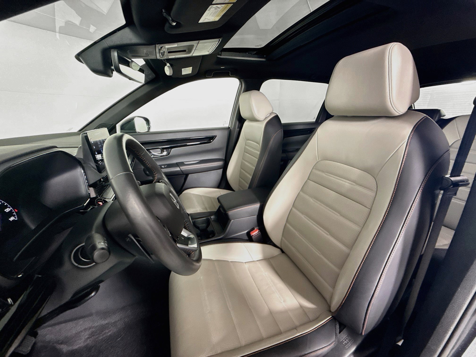Certified 2025 Honda CR-V Sport Touring image 26