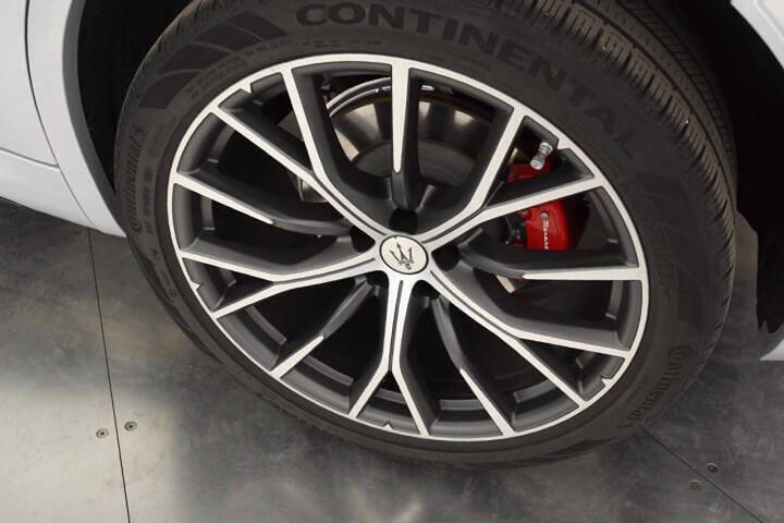 Used 2023 Maserati Grecale Modena image 29