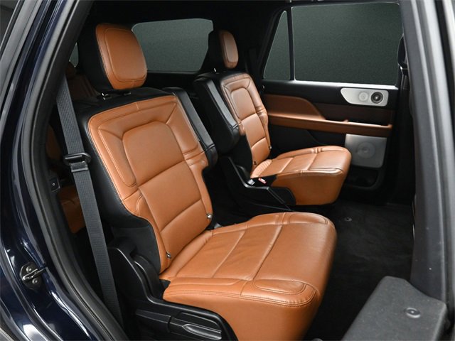 Used 2021 Lincoln Navigator Reserve w/ Luxury Package image 19