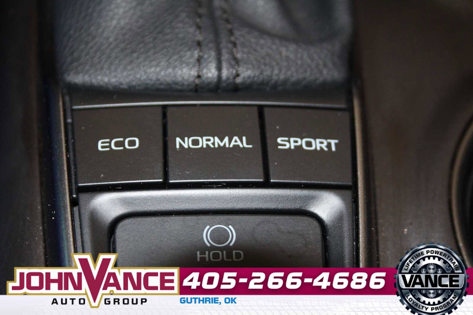 Used 2022 Toyota Camry XSE w/ Navigation Package FWD image 37
