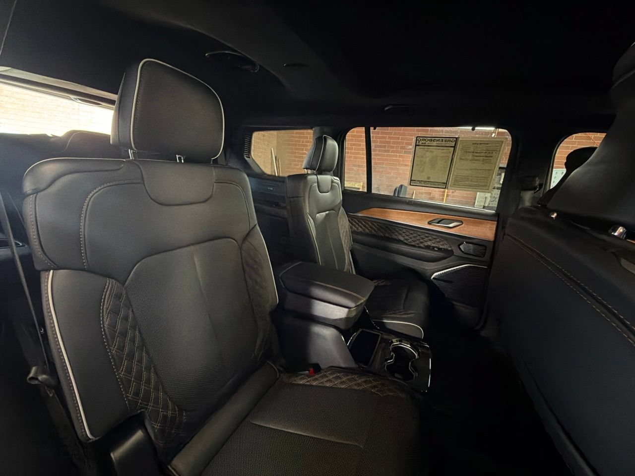 Used 2023 Jeep Grand Cherokee L Summit AWD/4WD image 21