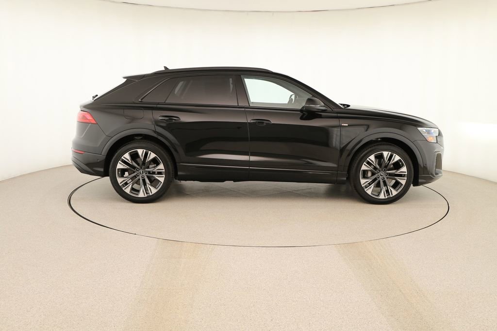 New 2026 Audi Q8 Prestige image 8