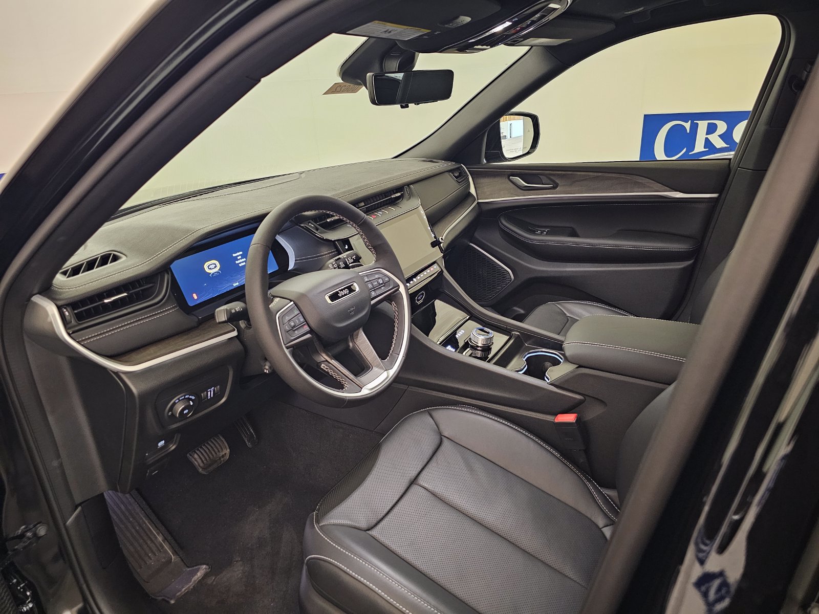 New 2026 Jeep Grand Cherokee Limited AWD/4WD image 11