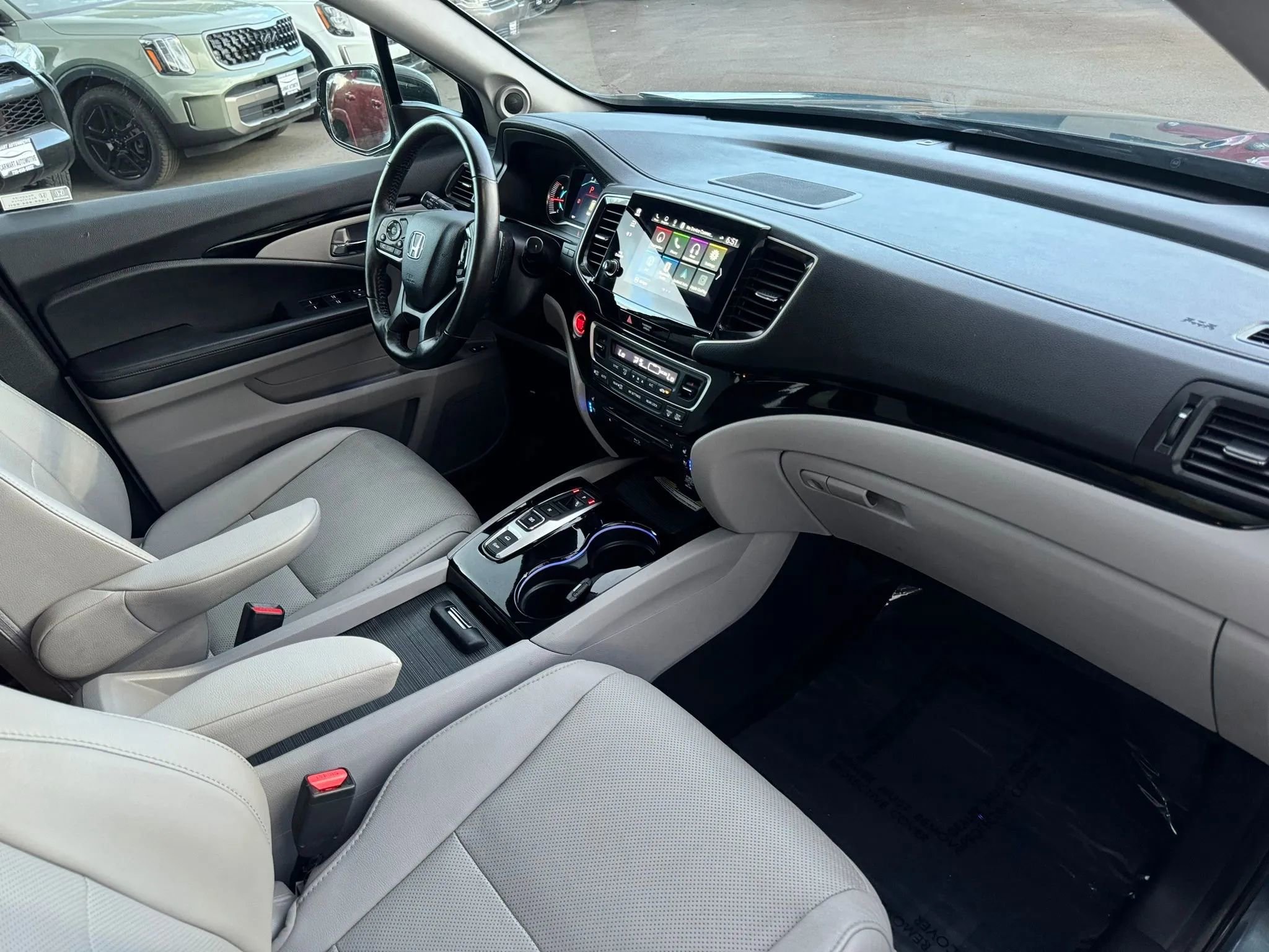 Used 2020 Honda Pilot Elite image 23