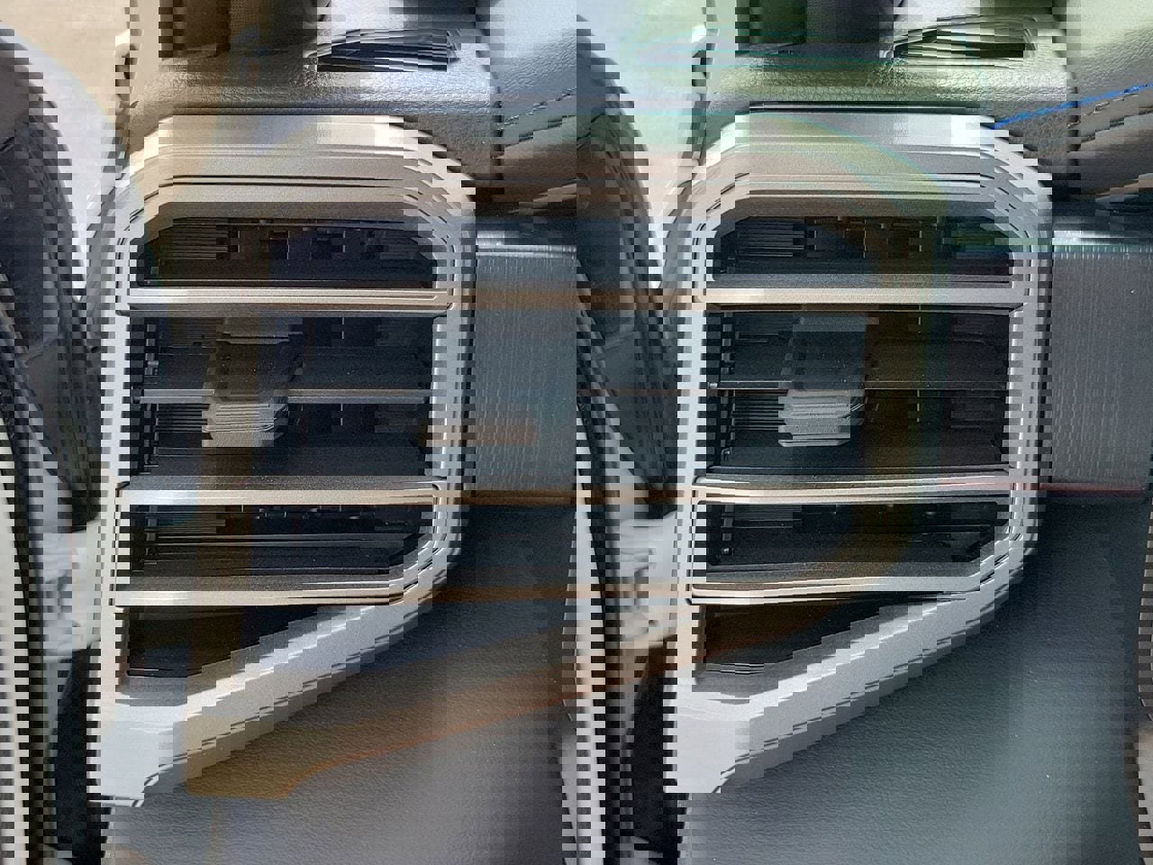 Used 2026 Toyota Sequoia Platinum image 32