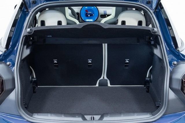 New 2026 MINI Cooper S image 10