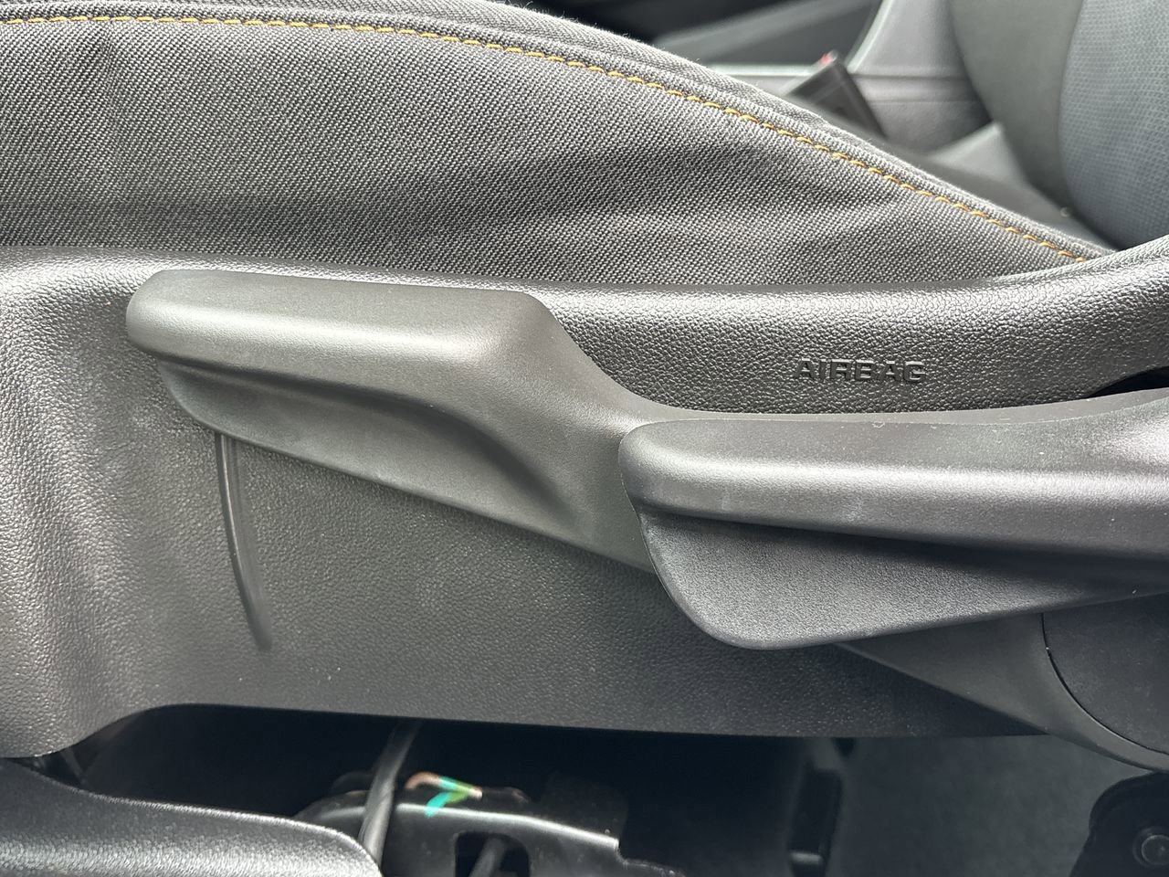 Used 2019 Chevrolet Cruze LS w/ LS Fleet Convenience Package FWD image 19