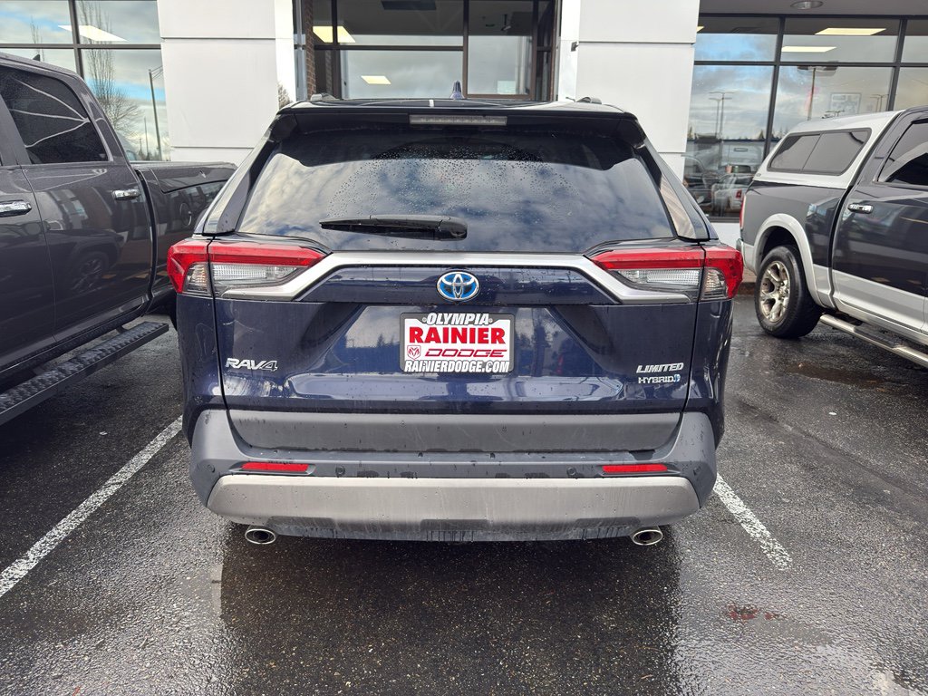 Used 2024 Toyota RAV4 Limited w/ Advanced Technology Package image 8