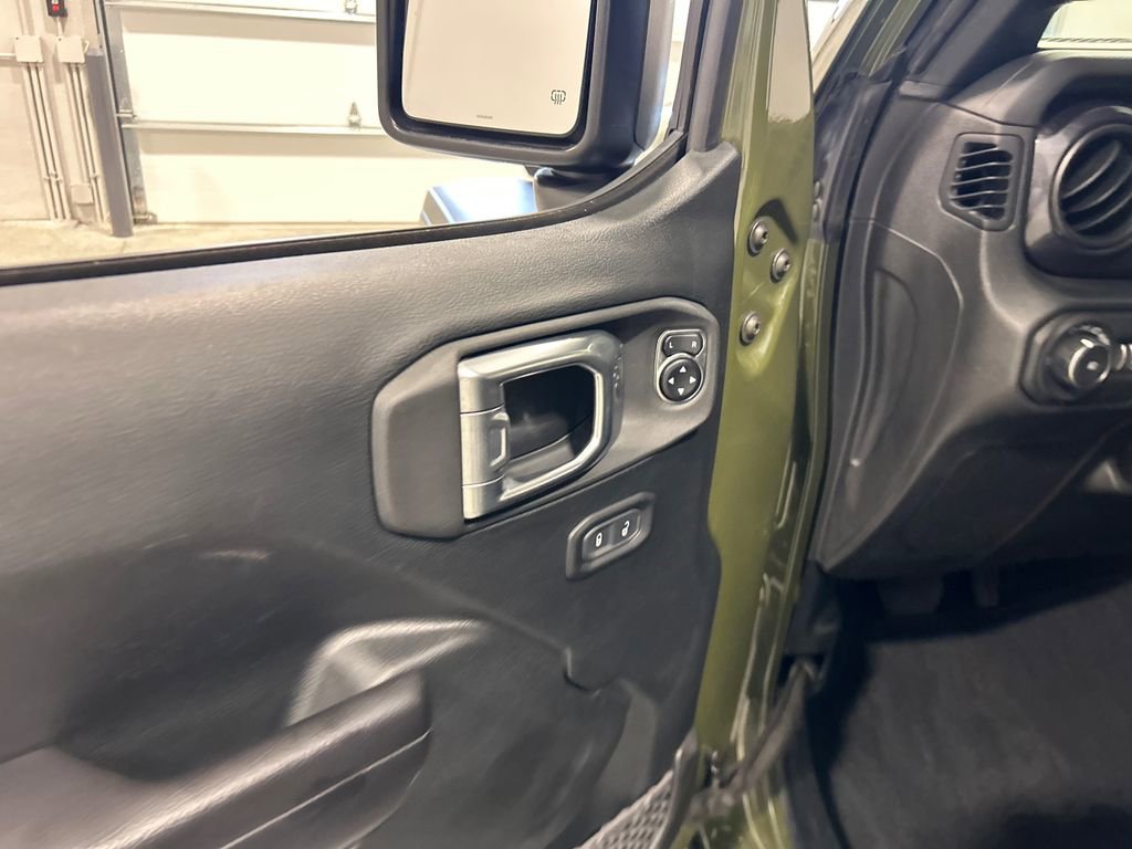 Used 2021 Jeep Wrangler Unlimited Sport image 14