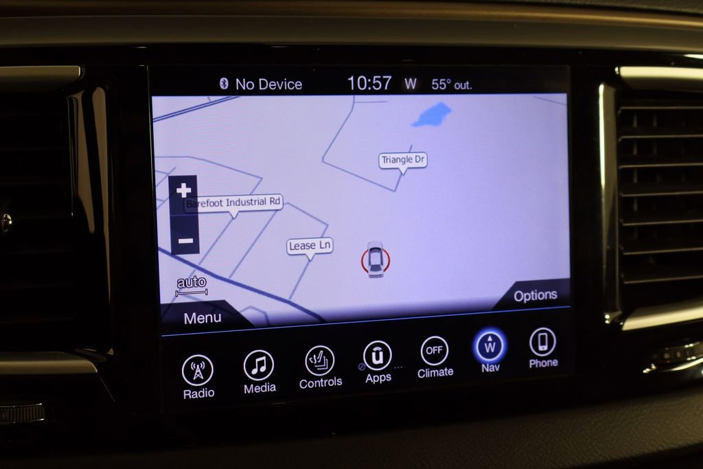 Used 2017 Chrysler Pacifica Touring-L w/ Tire & Wheel Group image 38