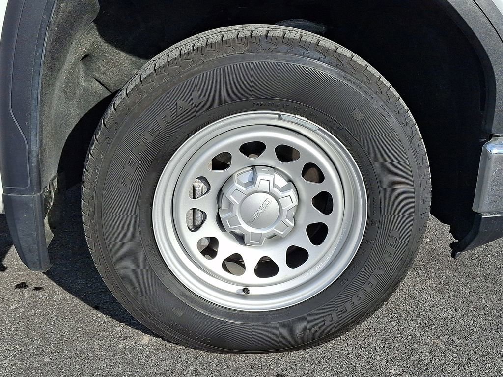 Used 2024 GMC Sierra 1500 Pro w/ Convenience Package image 8